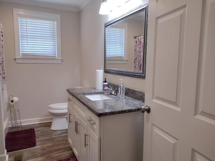 Backwoods Family Getaway! 3 Bedroom House! Yanceyville Bagian luar foto